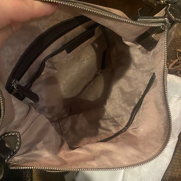 Michael Kors Elana handbag - Picture 8 of 9